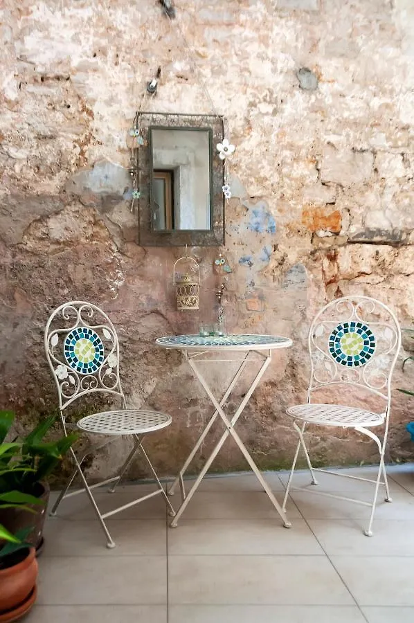 Apartment Amici With Terrace In Center Of Rovinj 0*,